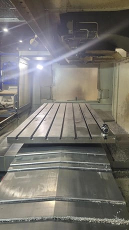 Haas #VF-9/40, CNC Vertical Machining Center, 84" x 36" table, 84" X, 40" Y, 30" Z, 30 HP, 8,100 RPM, CAT 40 - Image 2