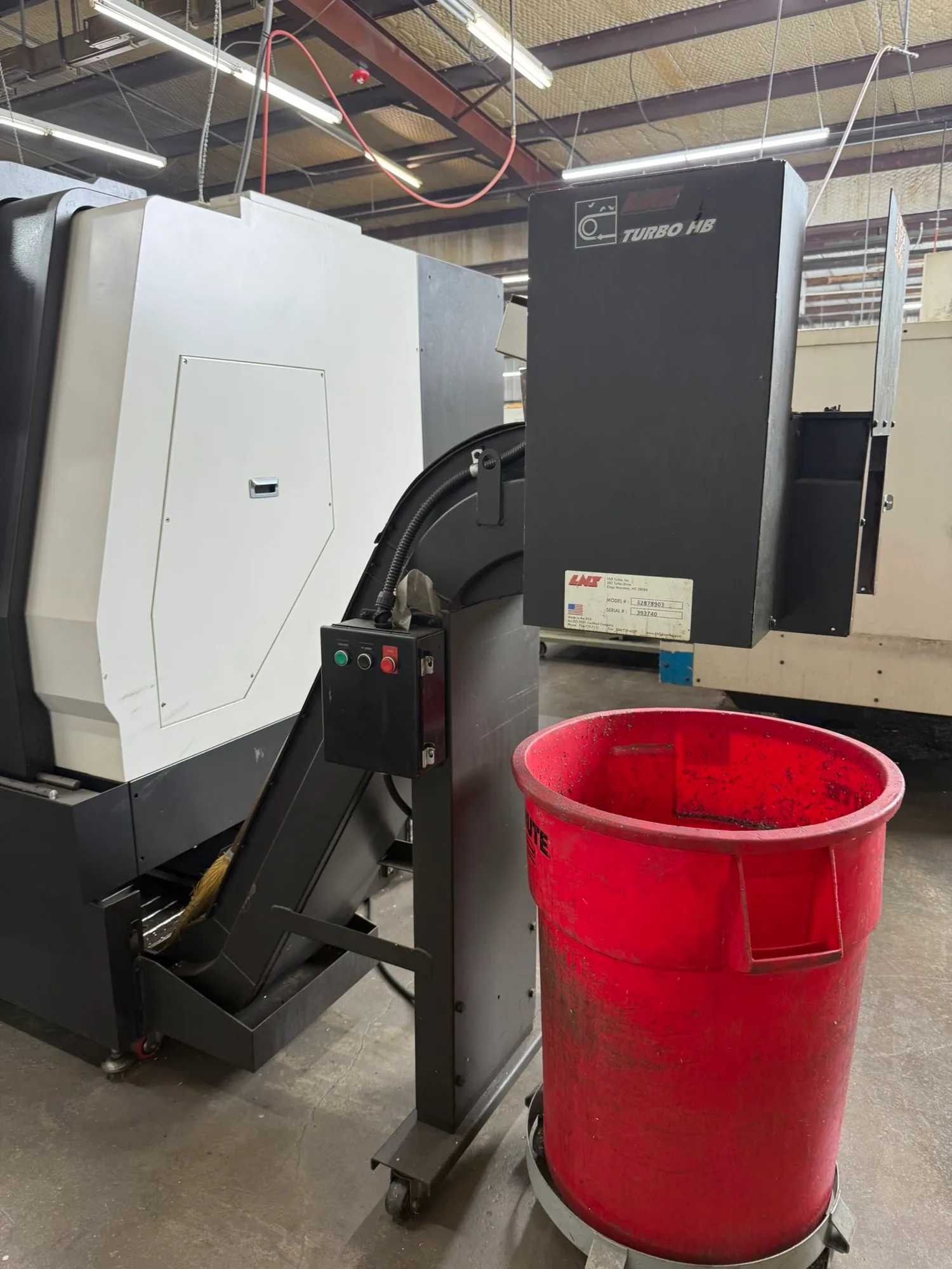 Hyundai Wia #L400LC, CNC Lathe, 28.5" swing, 24.8" turning diameter, 83.5" between centers, 15" chuck, 4.6" - Image 6