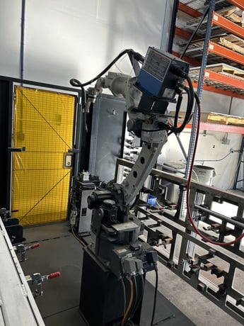 Panasonic PerformArc PA-1100SS, Robotic Welding Cell, 1,100 lb. payload per side, 120" head to tail, 44" - Image 3