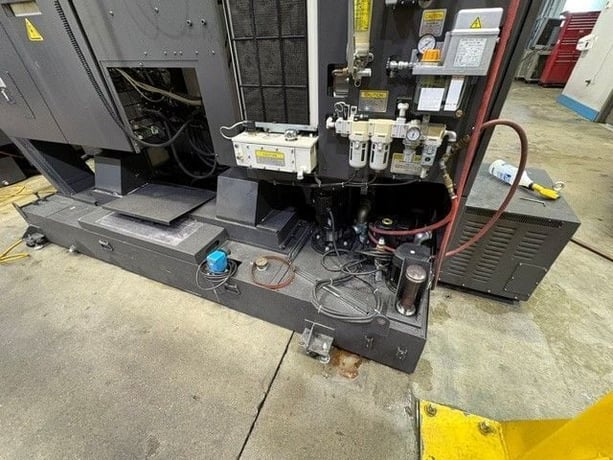 Okuma #MB-66VA, CNC vertical machining center, 32 automatic tool changer, 59" X, 25.9" Y, 25.9" Z, 15000 RPM - Image 9