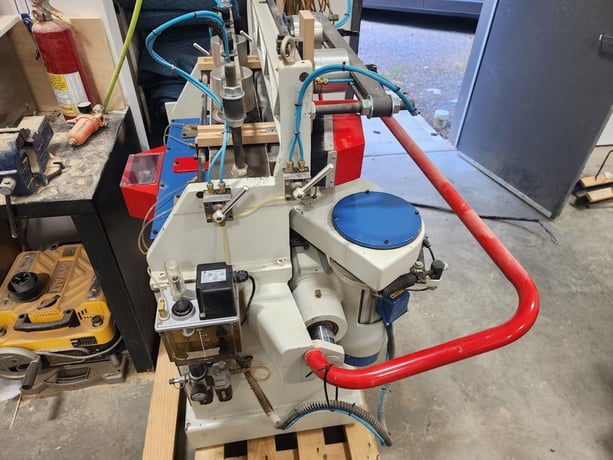 Cantek #JDT-75, Dovetail Machine, 2 HP - 21500 RPM, 59" L x 16.93" width working dims, 2.36" vertical & 1.18" - Image 4