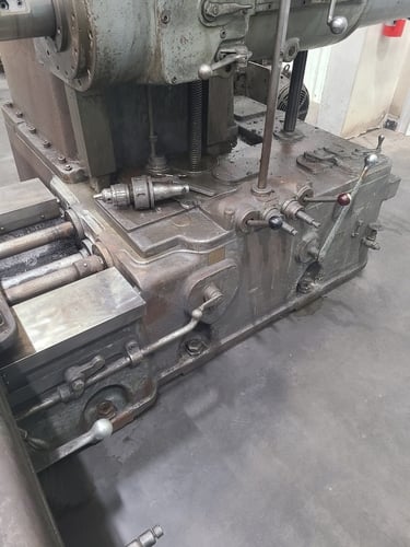 5" Giddings & Lewis #350-T, Table Type Horizontal Boring Mill, 74" x 48" table, 72" X, 48" Y, 36" quill - Image 6