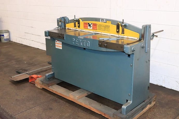 16 gauge x 4' Pexto #PH-52, power squaring shear, 24" back gauge, 45 SPM, 2 HP, foot pedal, 1985 - Image 2