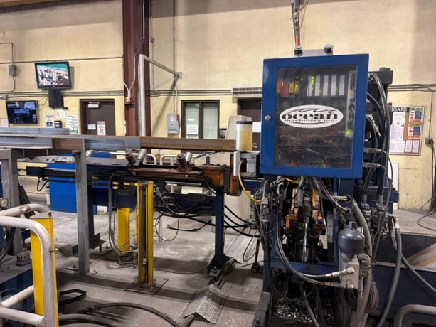 Peddinghaus #Ocean-Clipper-APDS-613/1B, CNC angle line, 6" x 6" x 5/8", 75 ton punch, 100 ton shear, Siemens - Image 5