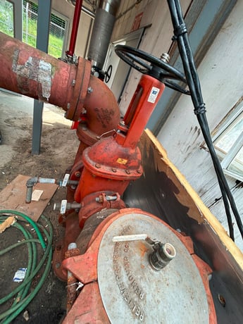 18 Valves mechanical and electrical and a Vertical Multistage Centrifugal Pump assembly WEG NEMA - Image 8