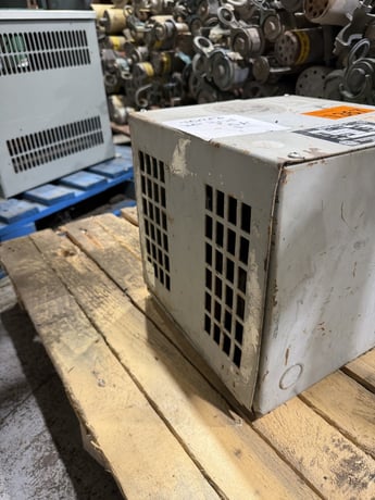 6 KVA 480 Primary, 380 Secondary, Marcus Transformer of Canada, Ltd., Autotransformer, 3-Phase - Image 3