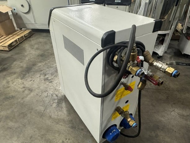 6 KW Frigel #RCM40/6SP, chiller & temperature controller, 2.5 ton, 1.5 HP pump, 20 GPM @ 40 psi, 460 V. - Image 2
