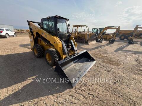 Cat 270, Skid Steer Loader, 4 hours, S/N: 7L500744, 2025 - Image 2