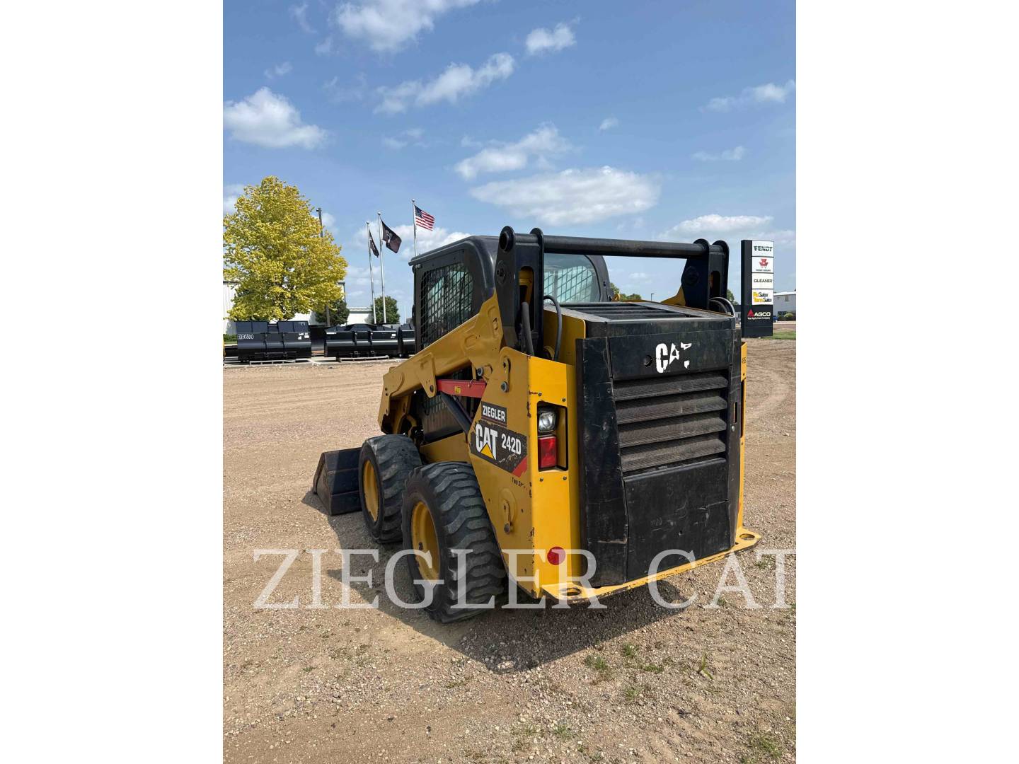 Cat 242D, Skid Steer Loader, 4269 hours, S/N: DZT00256, 2014 - Image 4