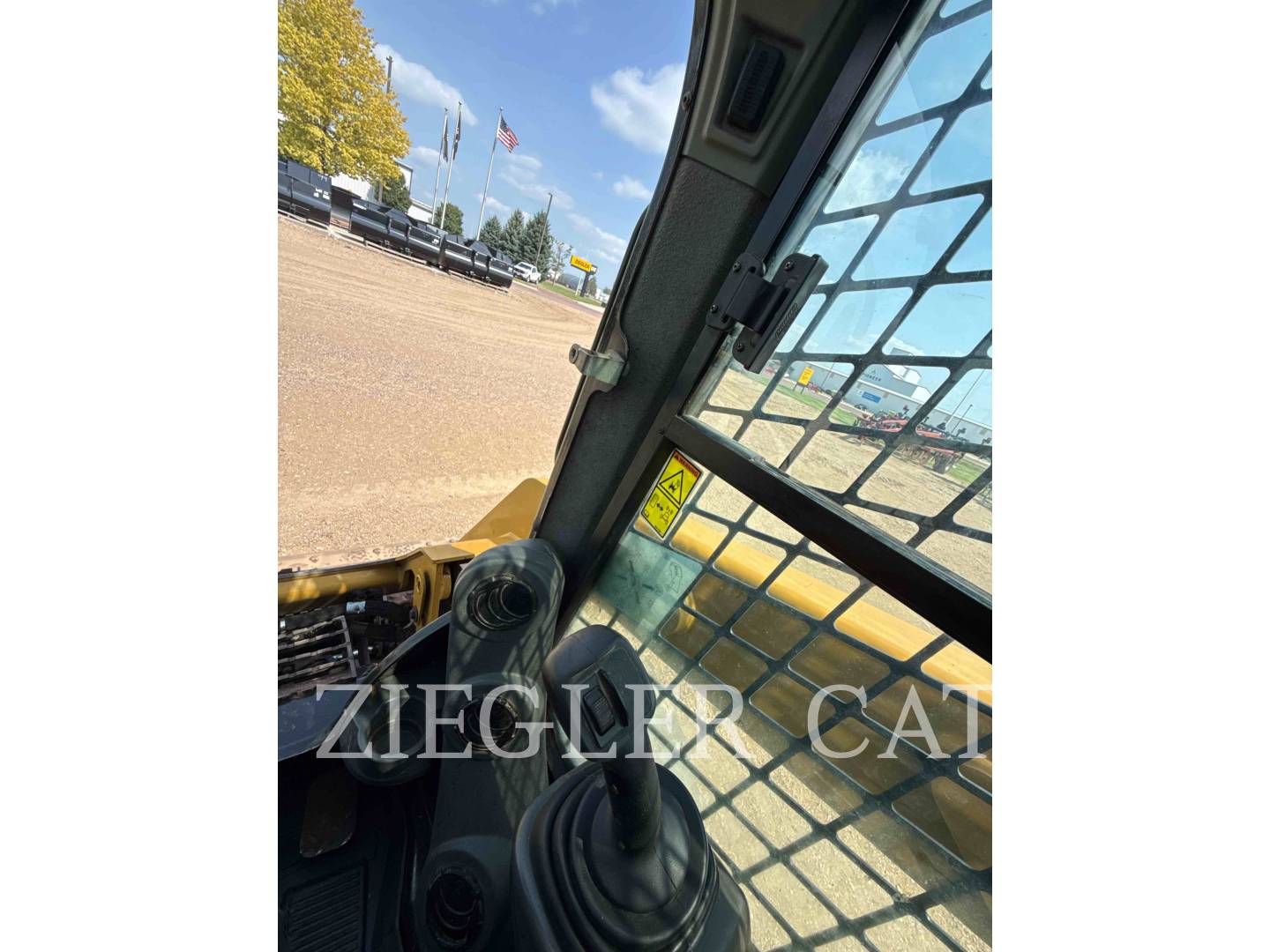 Cat 242D, Skid Steer Loader, 4269 hours, S/N: DZT00256, 2014 - Image 8