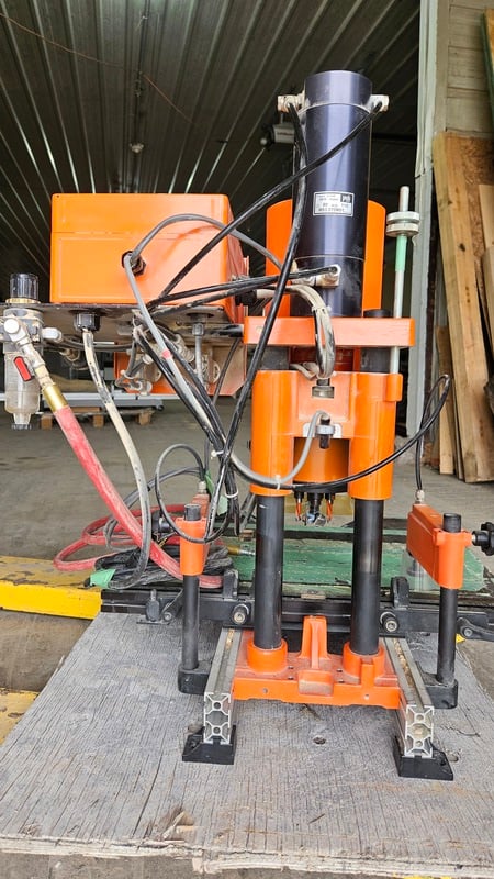 1 Spindle, Blum #Minipress-P, Vertical Pneumatic Boring & Insertion Machine, 35 mm hinge cup boring, 220 V. - Image 4