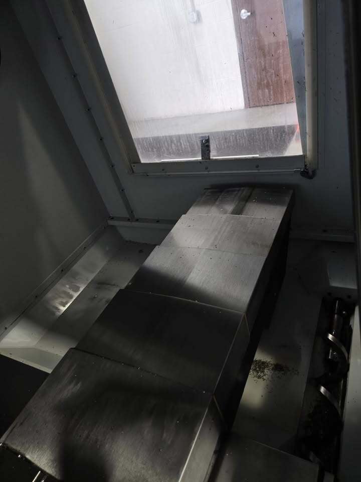 Haas #VM-2, 3-Axis Vertical Machining Center, 30" X, 20" Y, 20" Z, 36" x 18" table, 30 HP, 12,000 RPM, 40 - Image 4