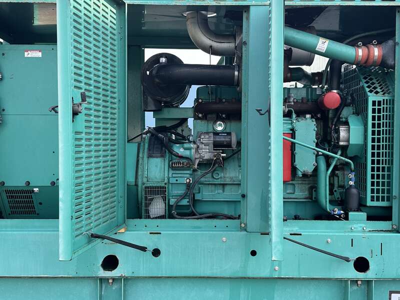 200 KW Cummins #DGFC, diesel generator set, 277/480 Volts, 317 HP @ 1800 RPM, 6CTAA8.3-G1 engine, 346 hours - Image 4