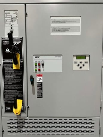 800 Amp. ASCO #H07ATBB30800N5XC, automatic transfer switch, 480 Volts, 3PH, Nema 1, isolation bypass - Image 3