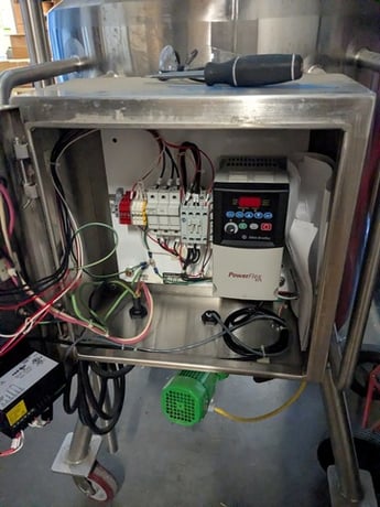 66 gallon DCI, Stainless Steel Jacketed Agitated Reactor, 45 psi @ 302°F vessel, Allen-Bradley PowerFlex 40 - Image 3