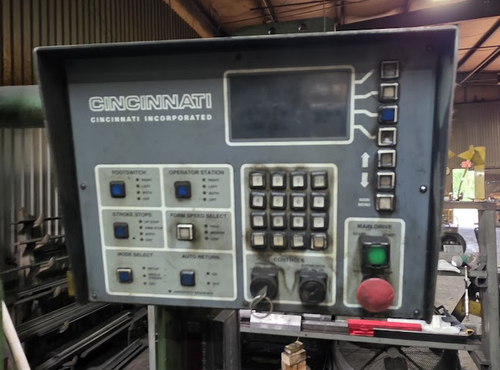 60 Ton, Cincinnati #60-CBII-x-4, Hydraulic Press Brake, 6' overall die surface, 54" between housings, 17" - Image 2