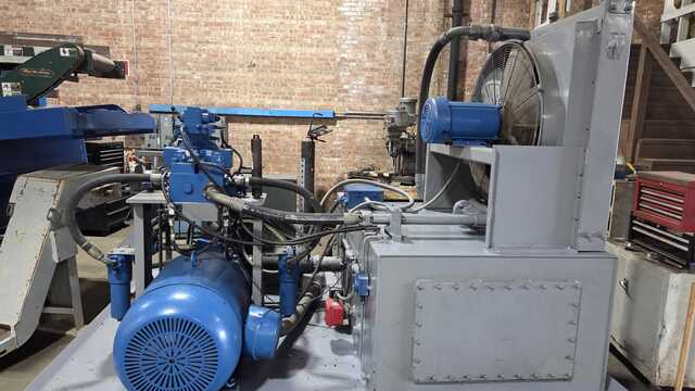 SSI #1600H, shear shredder, 36" x 50" cutting chamber, hydraulically driven, 2" refaced knives, slow speed - Image 3