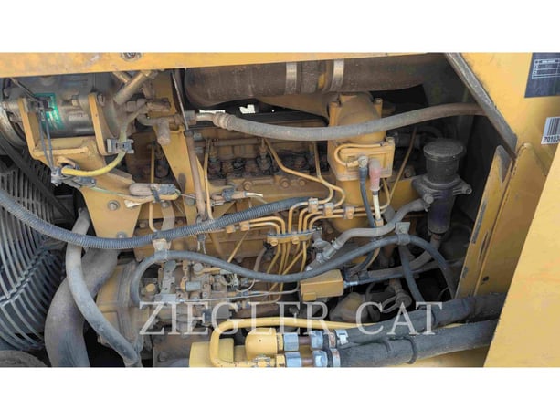 Caterpillar D5G, 6685 hours, S/N: RKG01993, 2005 - Image 7