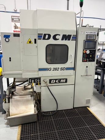 DCM Tech #IG-282-SD-HD, Rotary Surface Grinder, 27" swing, 24" diameter table, 12-15" wheel, 200-2330 RPM - Image 2