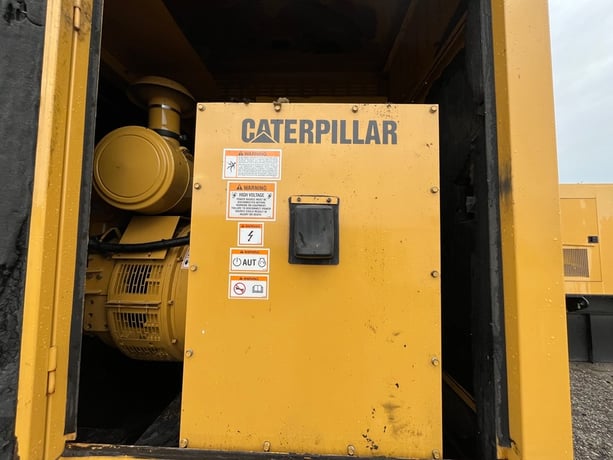 250 KW Caterpillar #3306B, diesel generator set, 120/208 Volts, 3-phase, 450 hours, 1800 RPM, weatherproof - Image 6