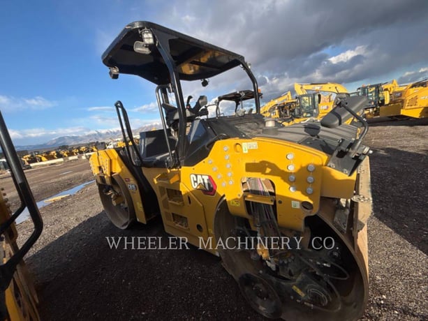 Cat CB15 Crocker-Wheeler VV, Twin Drum Roller, 1587 hours, S/N: M9401059, 2023 - Image 4