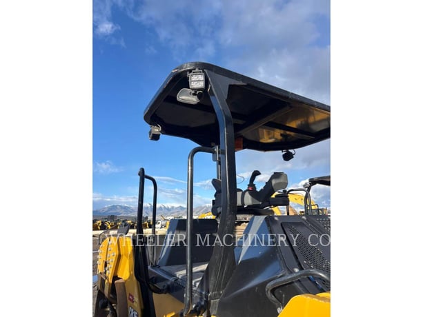 Cat CB15 Crocker-Wheeler VV, Twin Drum Roller, 1587 hours, S/N: M9401059, 2023 - Image 7