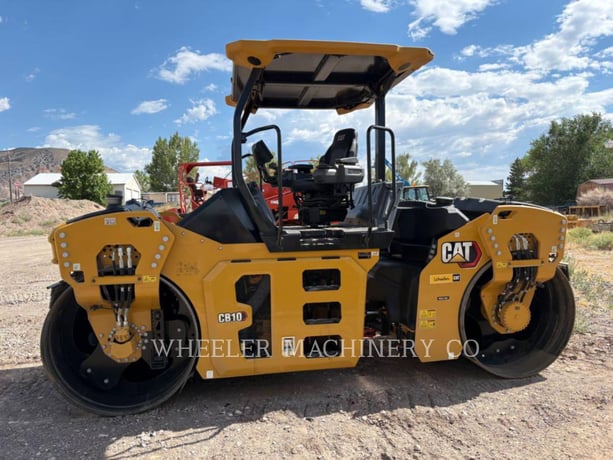 Caterpillar CB10, 95 hours, S/N: L9R01153, 2026 - Image 3