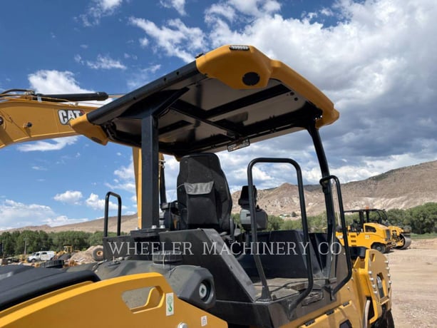 Caterpillar CB10, 95 hours, S/N: L9R01153, 2026 - Image 5