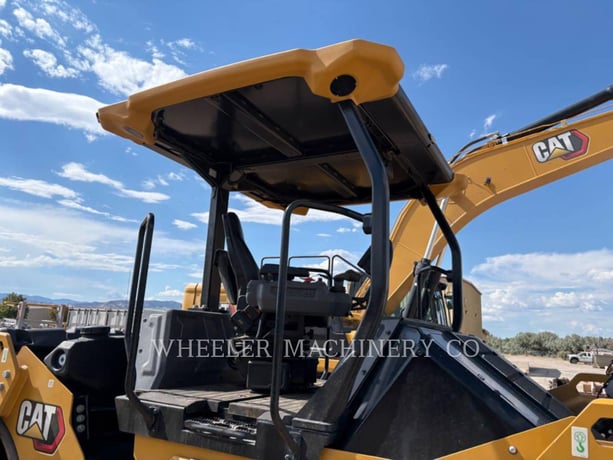 Caterpillar CB10, 95 hours, S/N: L9R01153, 2026 - Image 6