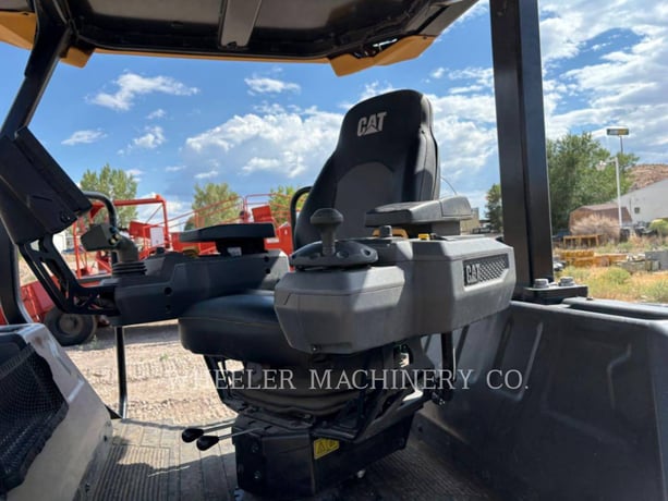 Caterpillar CB10, 95 hours, S/N: L9R01153, 2026 - Image 8