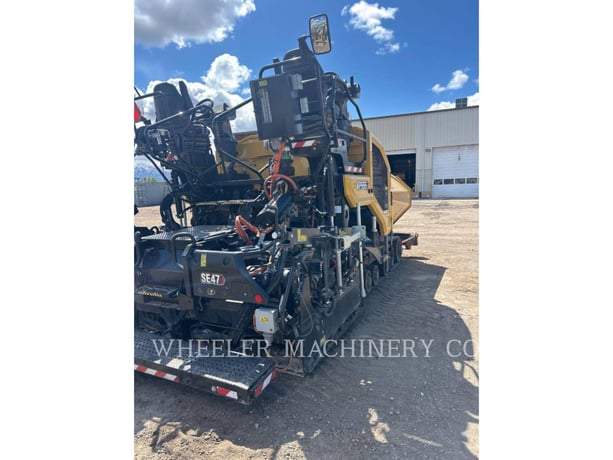 Caterpillar AP555, Asphalt Paver, 409 hours, S/N: 4M600268, 2025 - Image 3