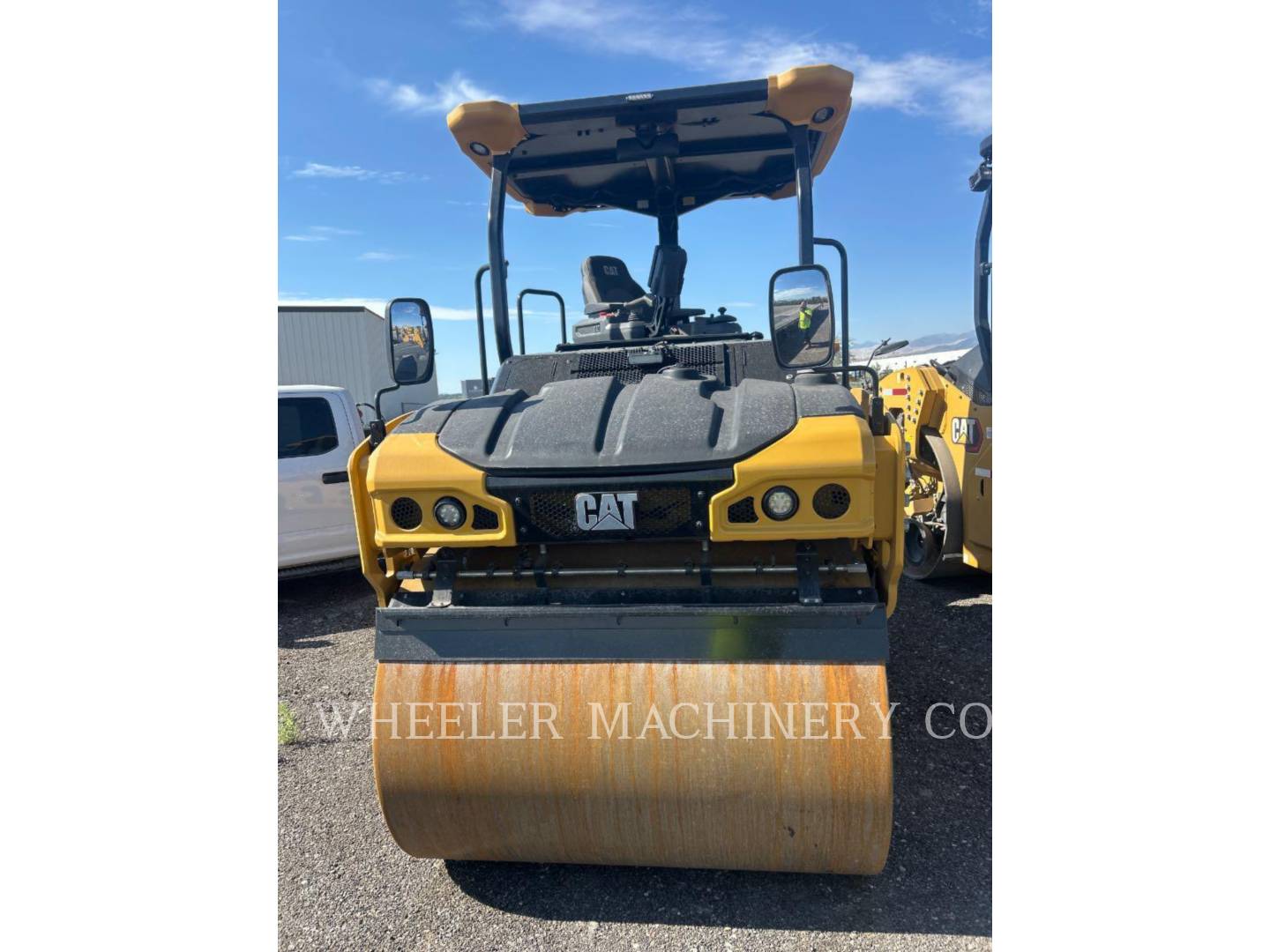 Caterpillar CB7, 57 hours, S/N: M5R01119, 2026 - Image 6