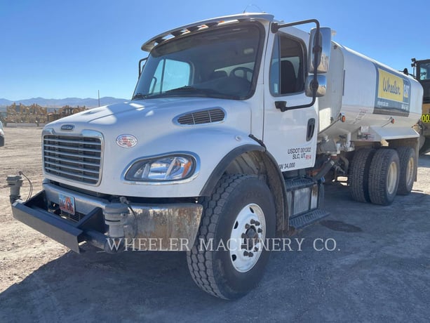 Freightliner WT4000 A, Water Truck, 5526 hours, S/N: 3ALHCYD28MDML9761, 2021 - Image 1