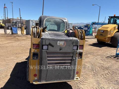 Cat 226D3 C3H2, Skid Steer Loader, 42 hours, S/N: EK504362, 2026 - Image 6