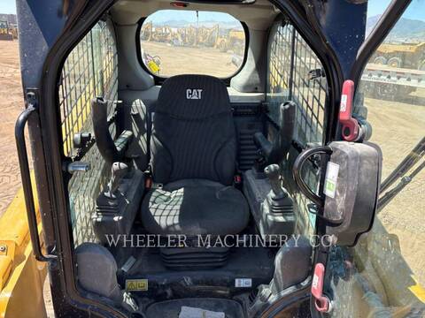 Cat 226D3 C3H2, Skid Steer Loader, 42 hours, S/N: EK504362, 2026 - Image 7