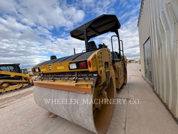 Caterpillar CB13, Twin Drum Roller, 799 hours, S/N: PWP00203, 2018 - Image 3