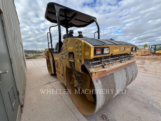 Caterpillar CB13, Twin Drum Roller, 799 hours, S/N: PWP00203, 2018 - Image 6