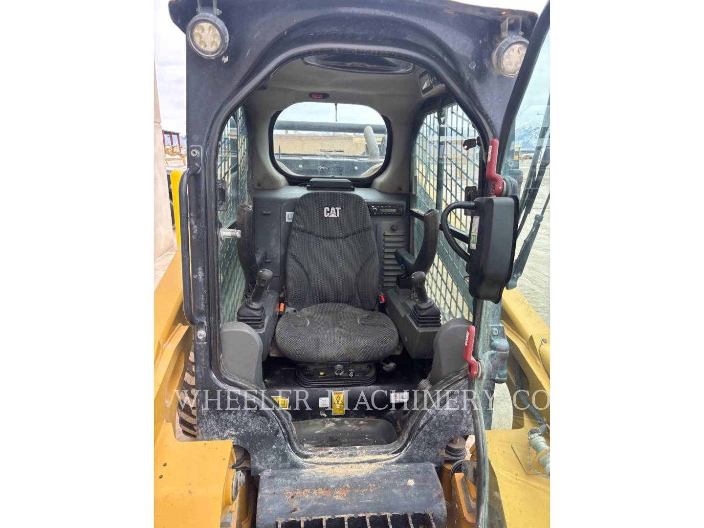 Cat 272D3 C3H2, Skid Steer Loader, 2721 hours, S/N: TP900266, 2022 - Image 8