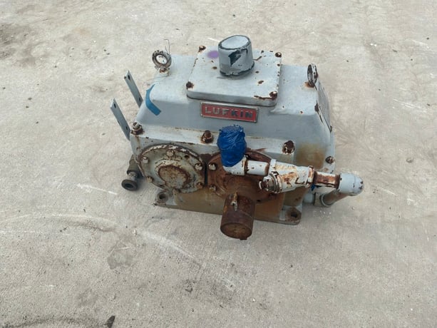 453 HP @ 3600 RPM, Lufkin #M850, Gearbox, 4.00 .1 ratio - Image 3