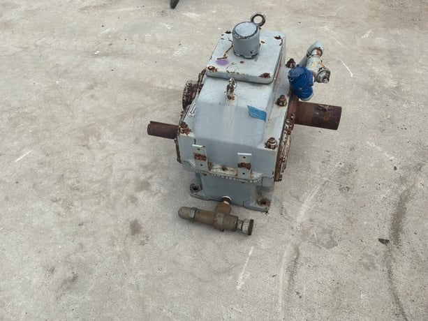 453 HP @ 3600 RPM, Lufkin #M850, Gearbox, 4.00 .1 ratio - Image 4