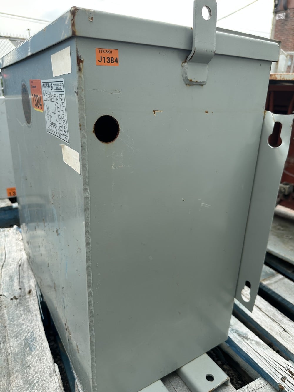 30 kVA 600 Delta Primary, 208Y/120 Sec, Marcus, Dry-Type Isolation Transformer, Insulated Class 220C - Image 2