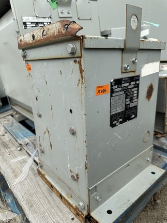 3 kVA 600 Delta Primary, 120/240 Secondary, Hammond, Type F Isolation Transformer - Image 2
