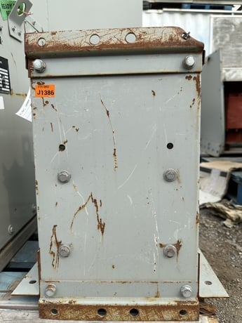 3 kVA 600 Delta Primary, 120/240 Secondary, Hammond, Type F Isolation Transformer - Image 3