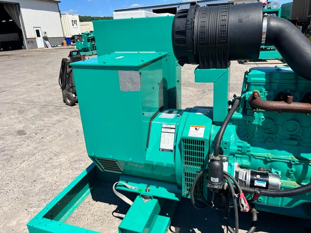100 KW Cummins/Onan #DSGAA-806143, Diesel Generator Set, 277/480 Volt, 1800 RPM, Cummins QSB7-G3 engine - Image 9