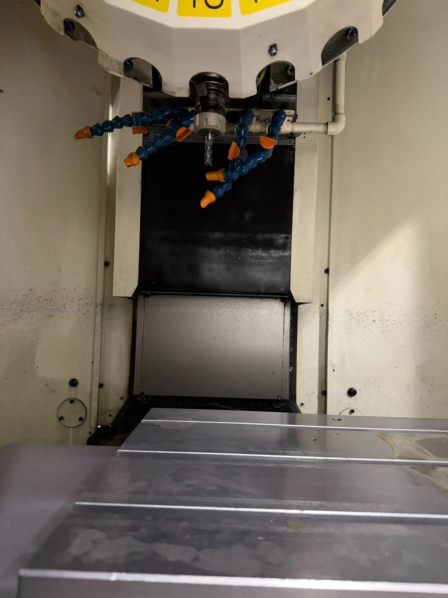 Fanuc #A-D21LIA5, CNC vertical machining center, 3-Axis, Drill Tap Center, 3,908 hours, 2014 - Image 4