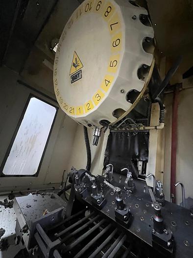 Fanuc #Robodrill-T21IF, CNC vertical machining center, 19.7" X, 15.7" Y, 13" Z, 10,000 RPM, 25.6" x 15.7" - Image 6