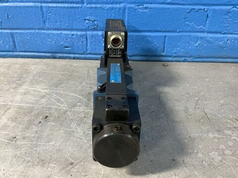 Eaton Vickers #KBFDG4V-5-33C70N-Z-M1-PC7-H7-11-EN56, Proportional Directional Valve, 315/210 Bar - Image 4