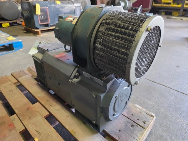 20 HP 1800 RPM Reliance, Frame SC2113ATZ, DPFVBB, 500 VA, 300/150 VF - Image 2