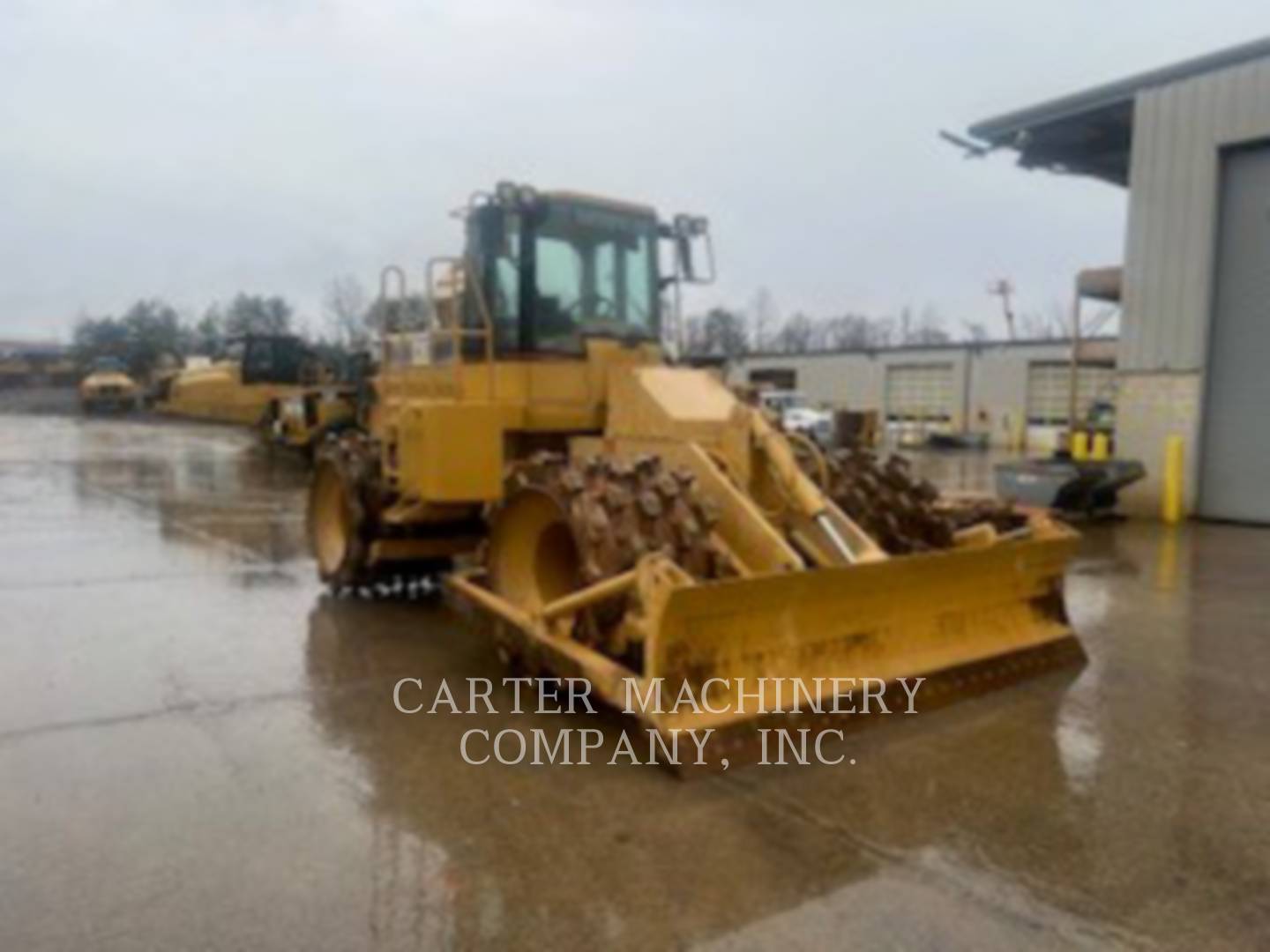 Caterpillar 815F, Wheel Dozer, 15712 hours, S/N: 1GN01101, 2002 - Image 2