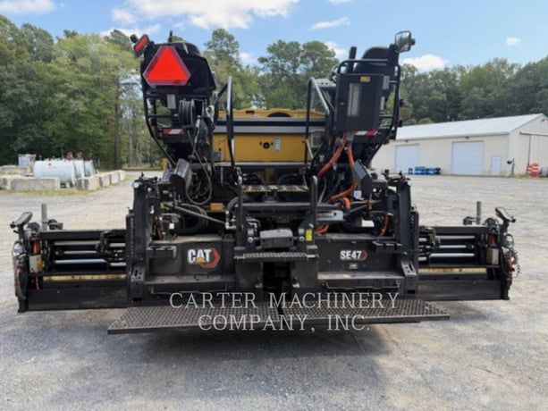 Caterpillar AP455-07, Asphalt Paver, 619 hours, S/N: P4500138, 2023 - Image 7